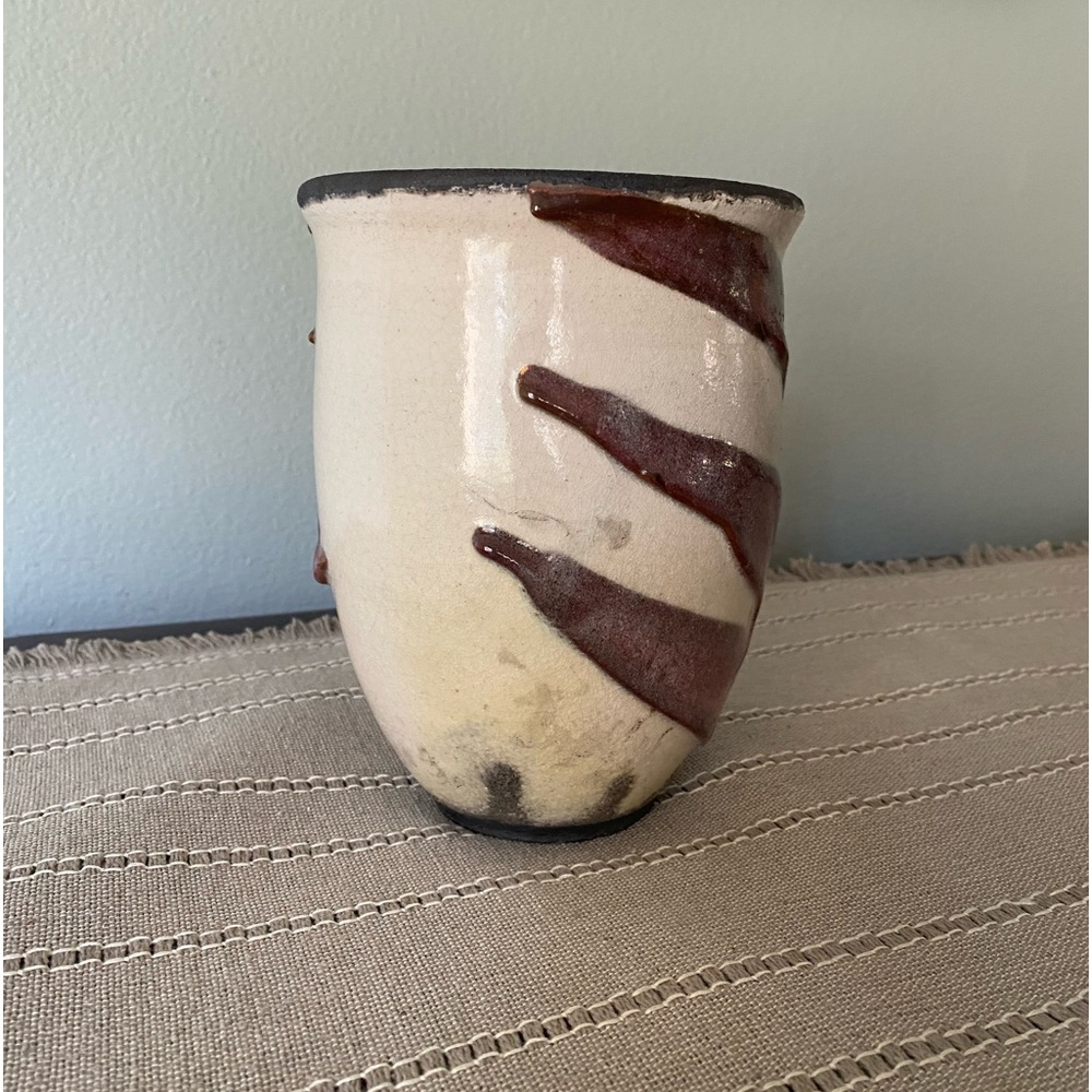 🟢 Handmade Raku Pottery Vase - Picture 3 of 6